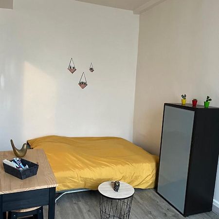 Chablis : Studio En Plein Centre Ville Ngoại thất bức ảnh