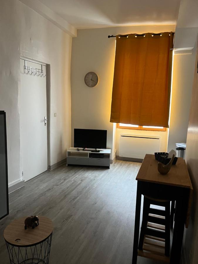 Chablis : Studio En Plein Centre Ville Ngoại thất bức ảnh