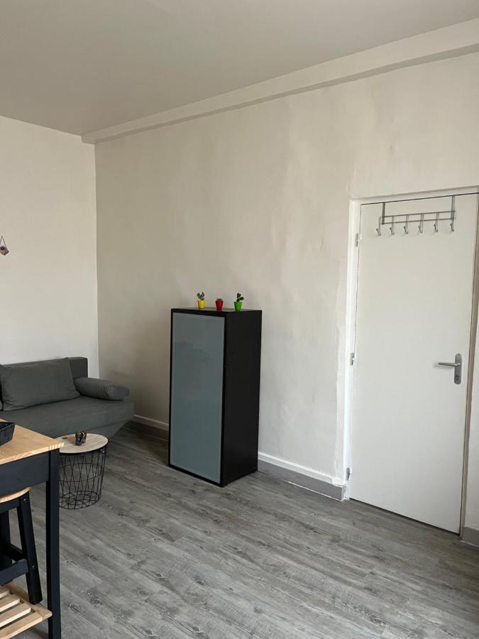 Chablis : Studio En Plein Centre Ville Ngoại thất bức ảnh